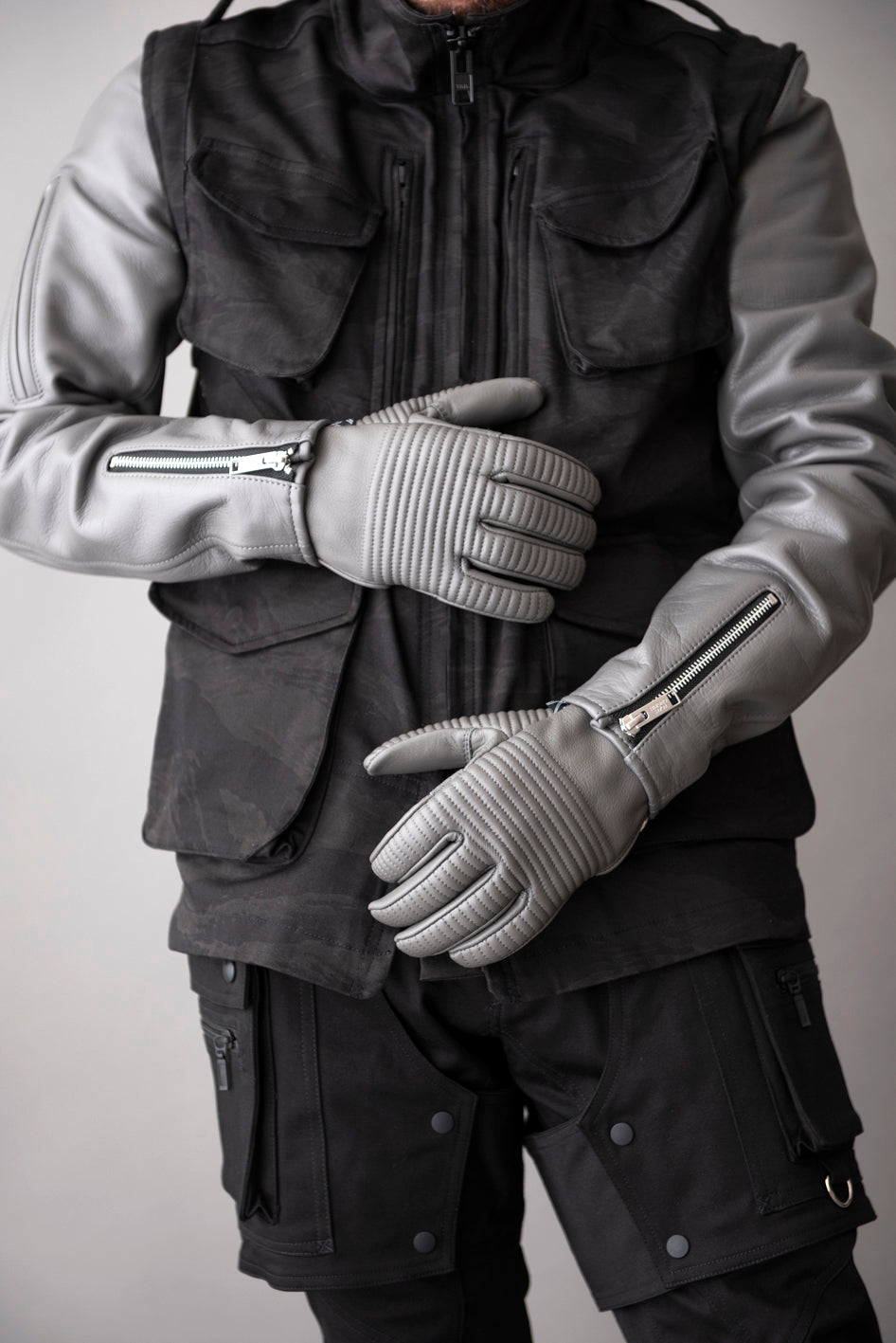 09 LEATHER SLEEVE / 09レザースリーブ