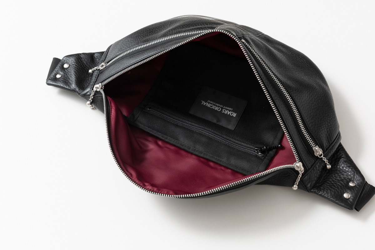 LEATHER SHOULDER BAG  / レザーショルダーバッグ