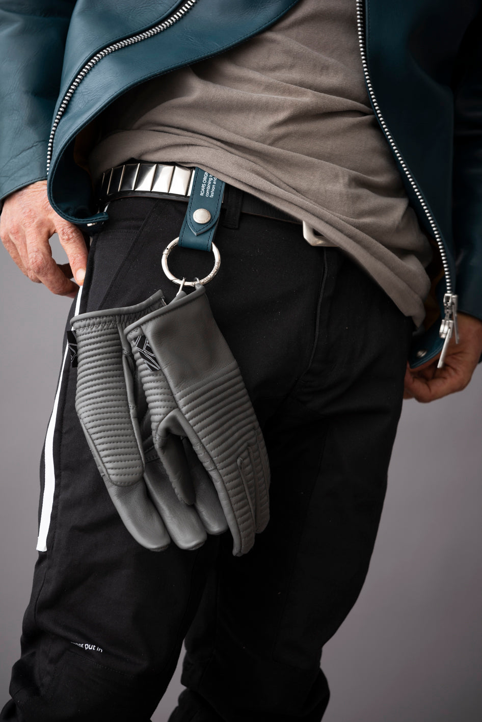 GLOVES HOLDER / グローブホルダー