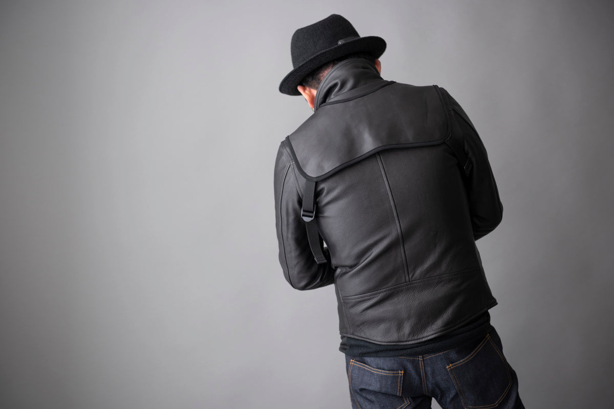 LEATHER CARRY POUCH / レザーキャリーポーチ