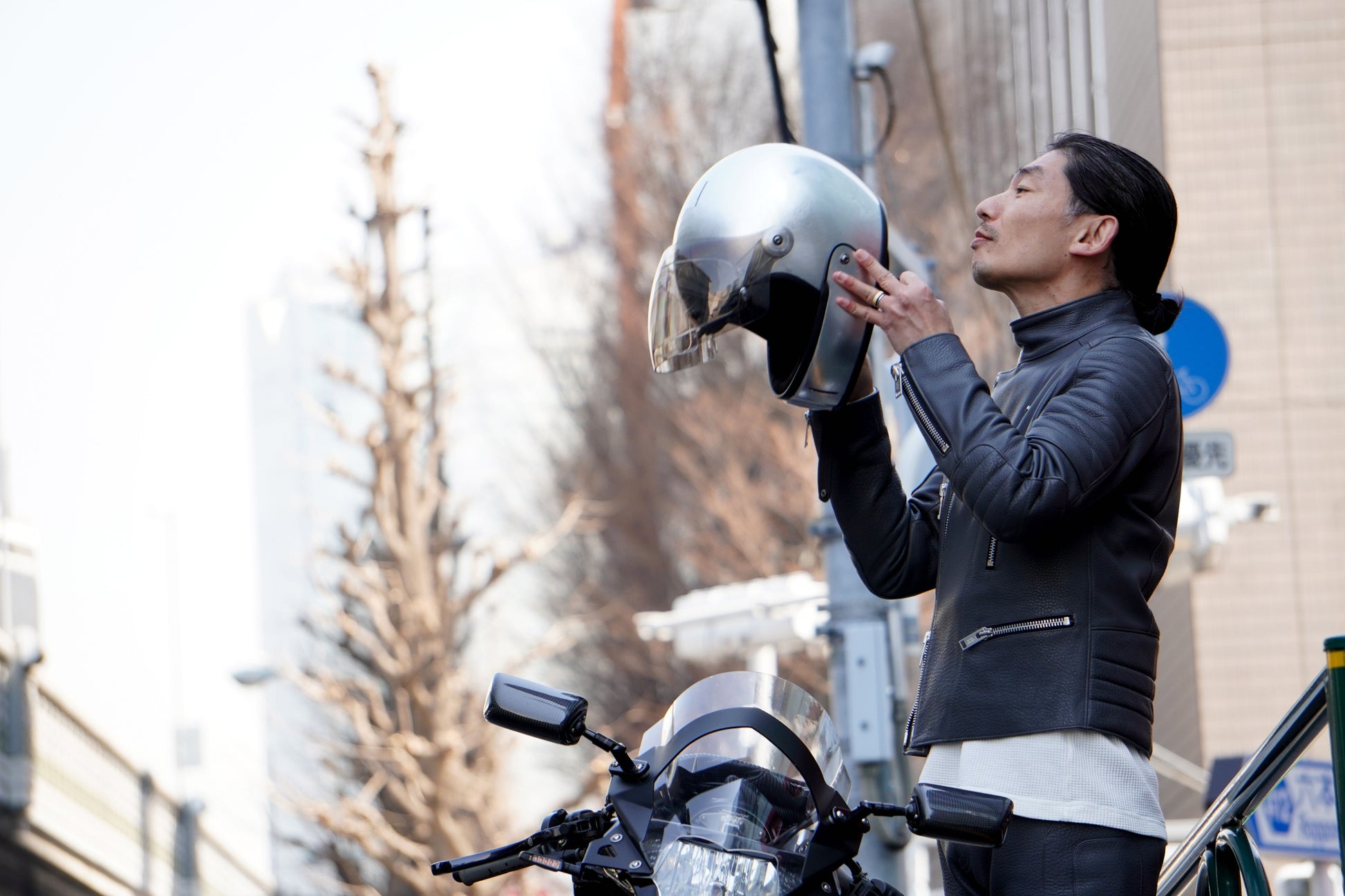 VELDT×ROARS ORIGINAL HELMET SILVER FOIL / ヴェルト×ロアーズオリジナルヘルメットシルバーフォイル