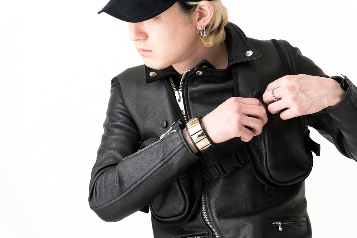 LEATHER CARRY POUCH / レザーキャリーポーチ