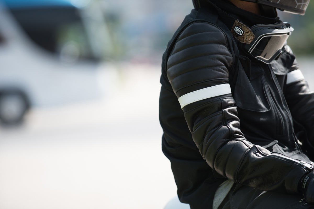 LEATHER SLEEVE 8 LINE / レザースリーブ 8 ライン