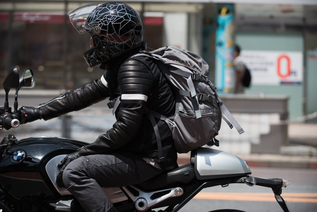 VELDT×ROARS ORIGINAL HELMET / ヴェルト×ロアーズオリジナルヘルメット