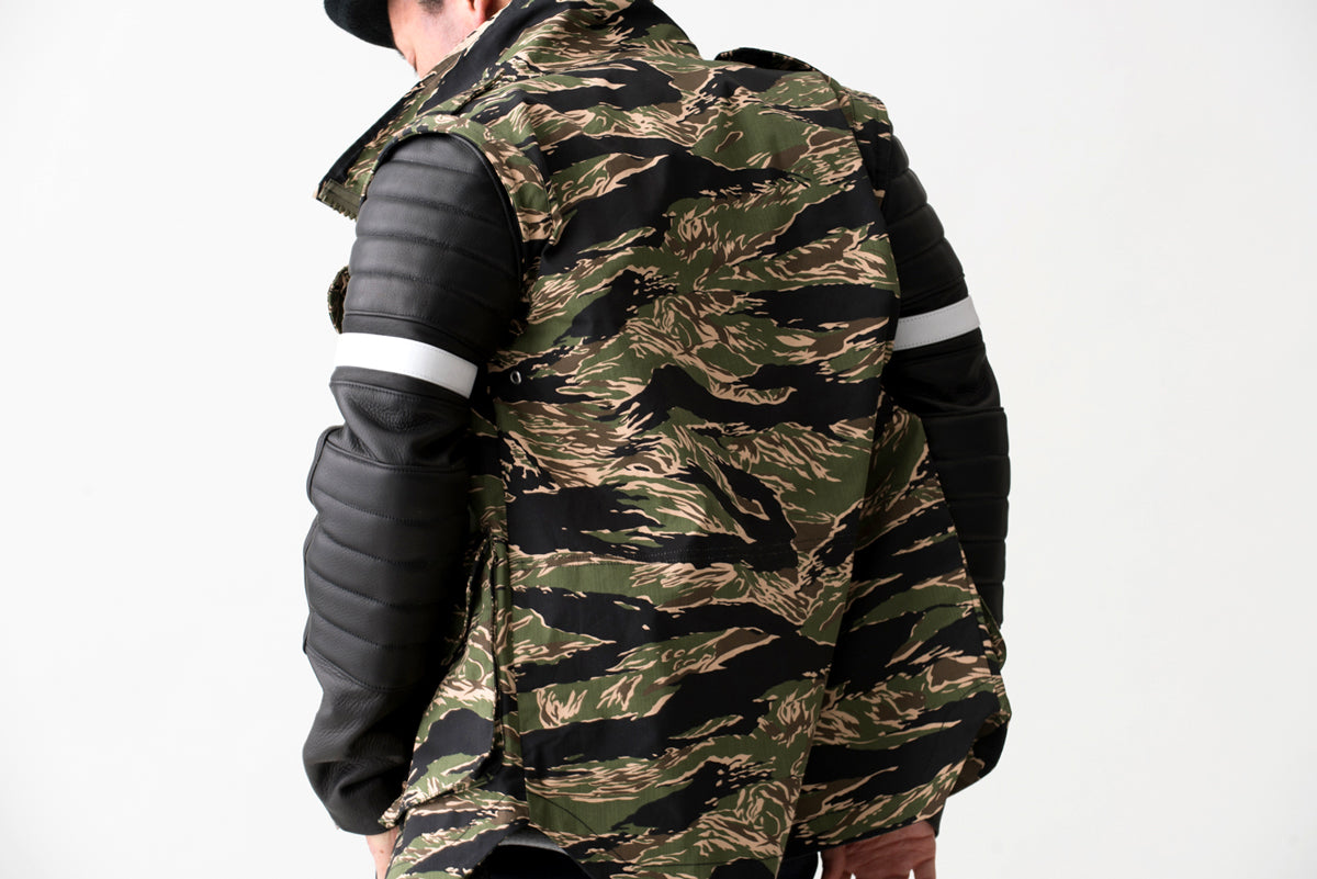 LEATHER SLEEVE 8 LINE / レザースリーブ 8 ライン