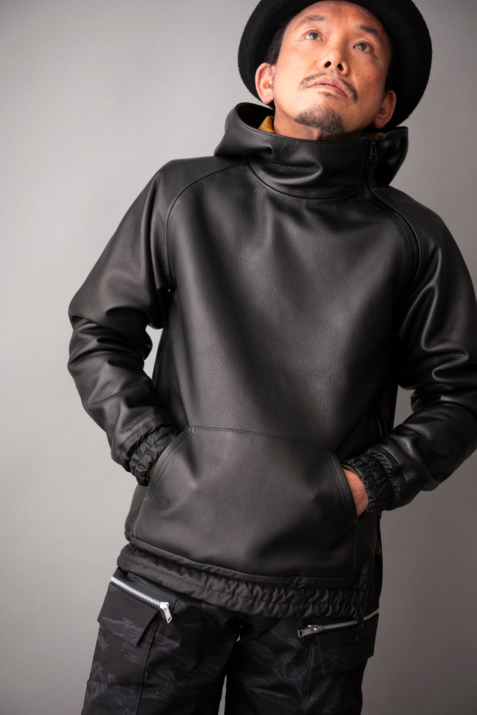 LEATHER SIDE ZIP PARKA / レザーサイドジップパーカー