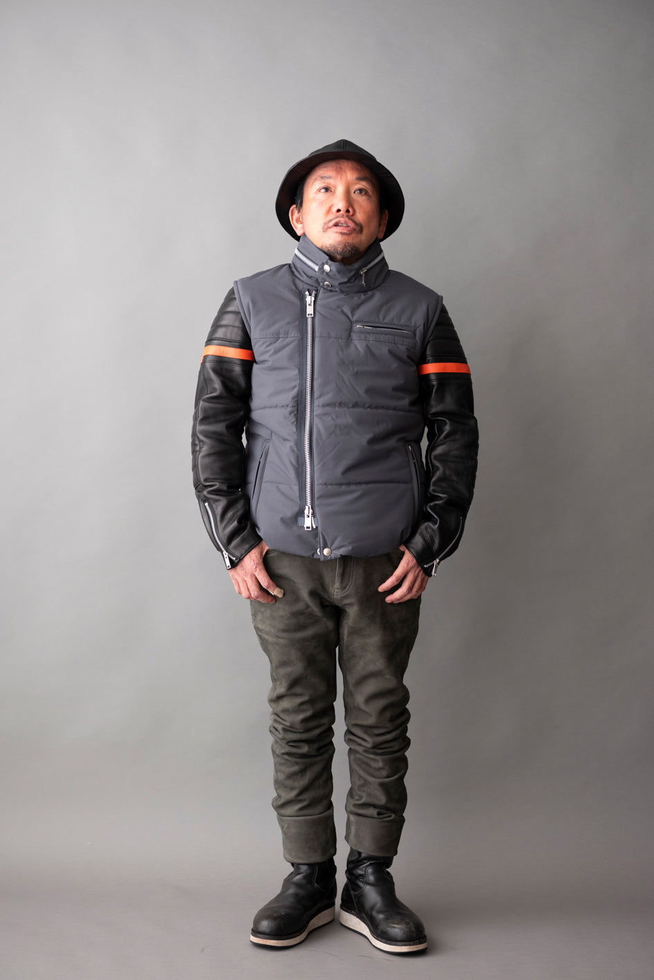 LEATHER SLEEVE 8 LINE / レザースリーブ 8 ライン