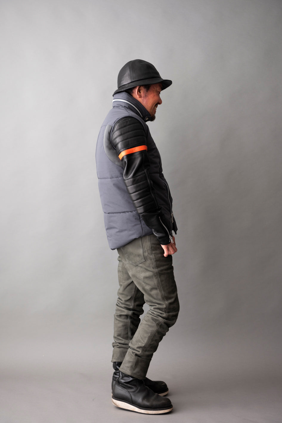LEATHER SLEEVE 8 LINE / レザースリーブ 8 ライン