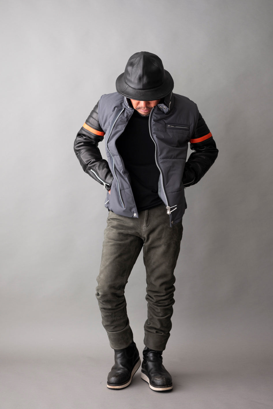 LEATHER SLEEVE 8 LINE / レザースリーブ 8 ライン