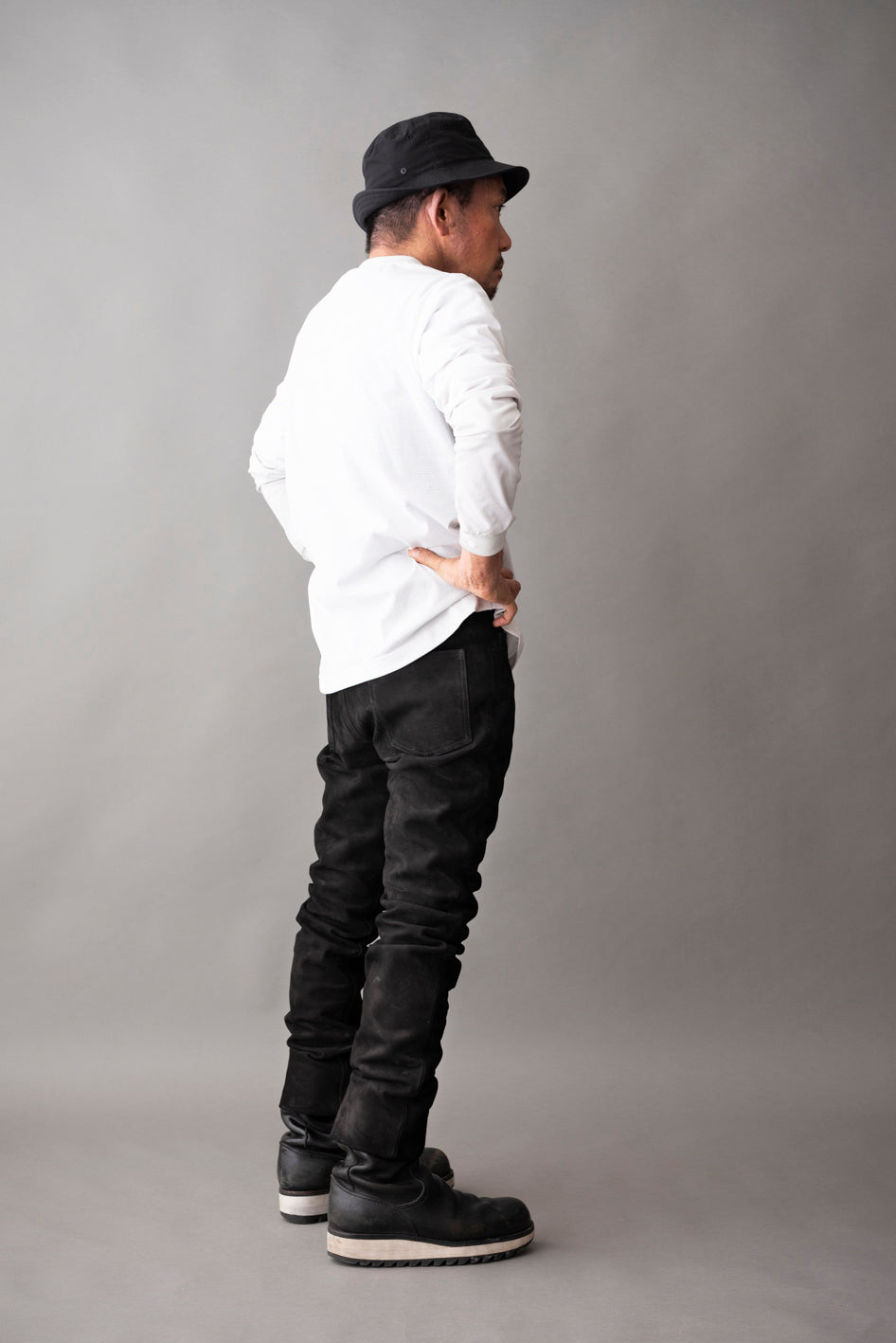 NUBUCK LEATHER PANTS / ヌバックレザーパンツ
