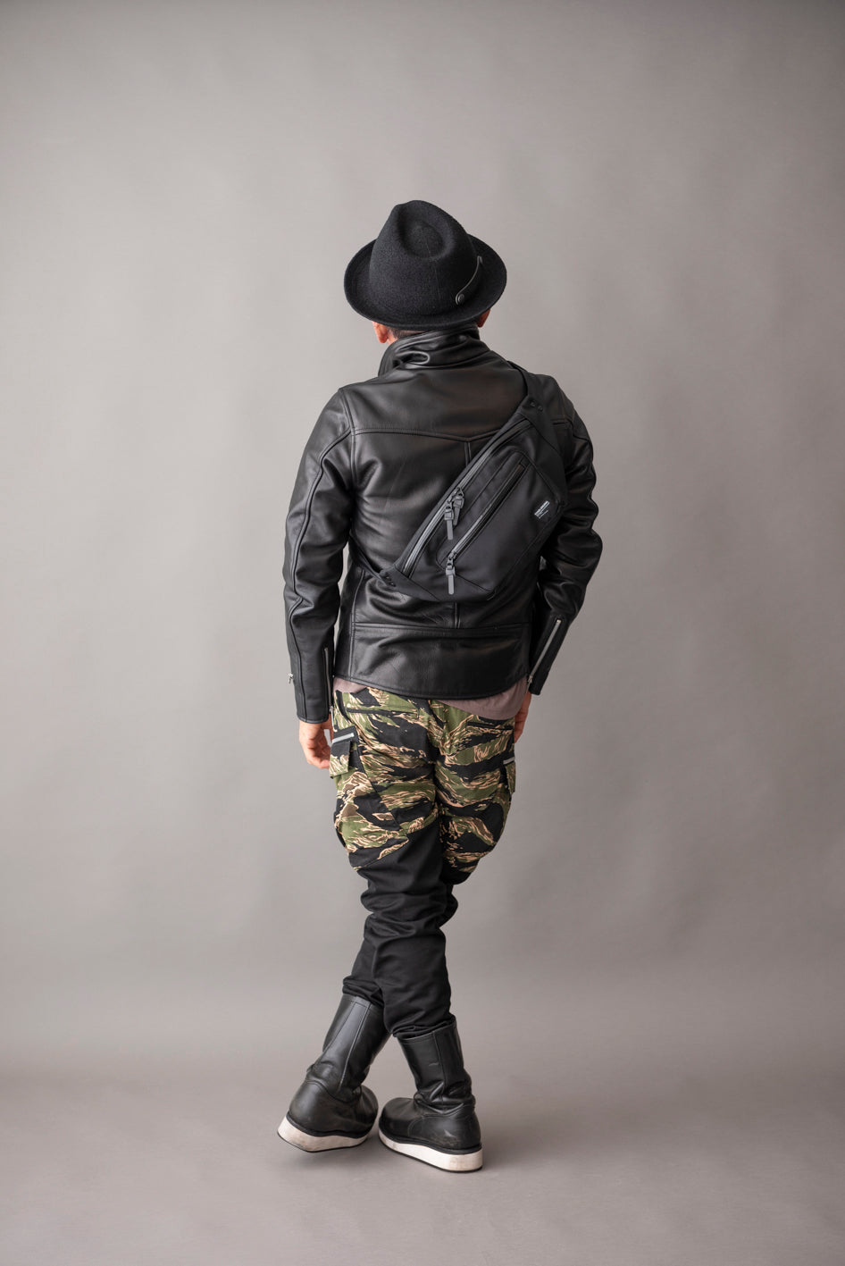 TARPAULIN WAIST BAG / ターポリンウエストバック
