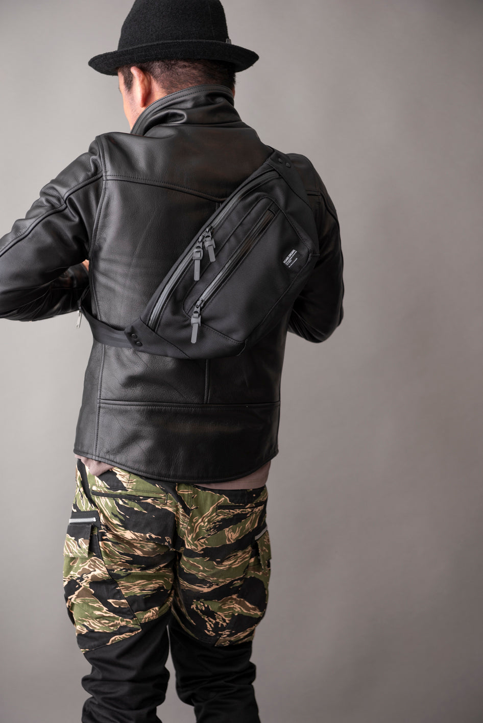 TARPAULIN WAIST BAG / ターポリンウエストバック